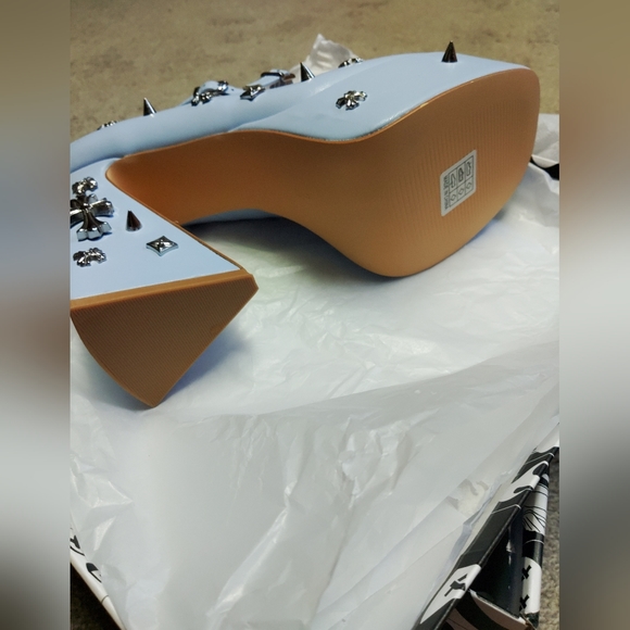 Platforms heels- Really comfortable - Picture 11 of 16